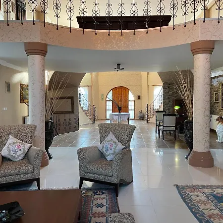 Villa Buyukbalkan Mansion, Charming Farmhouse, Altinova Yalova *