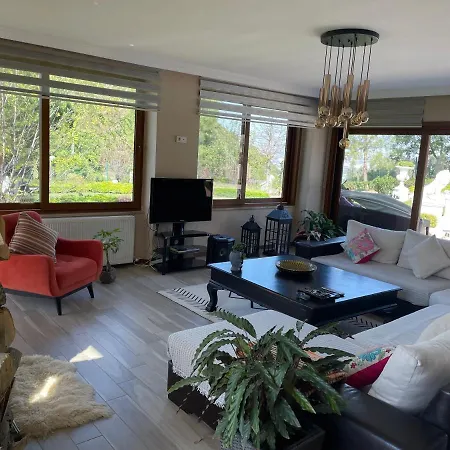 Villa Buyukbalkan Mansion, Charming Farmhouse, Altinova Yalova *